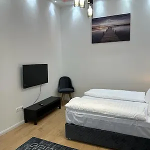 Lizu Apartmant Macaristan